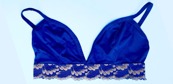 Bralette in königsblau mit Spitze