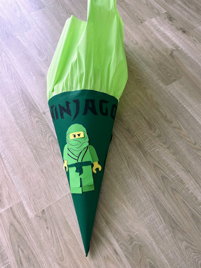 Schultüte Ninjago in dunkelgrün und hellgrün