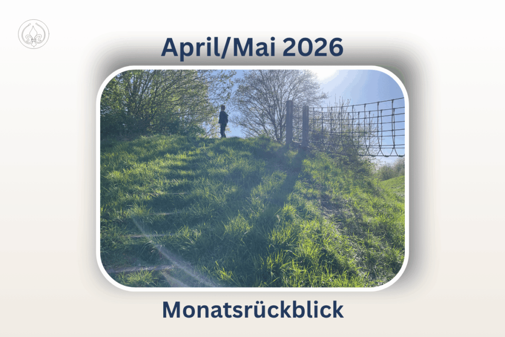 Monatsrückblick April mai 2026 Gras bewachsener Hügel mit einer Person